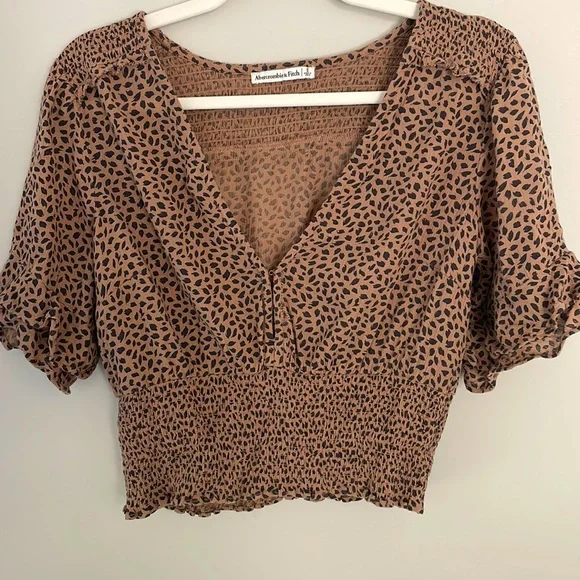 ABERCROMBIE & FITCH - Smocked Waist Top - Picture 1 of 4